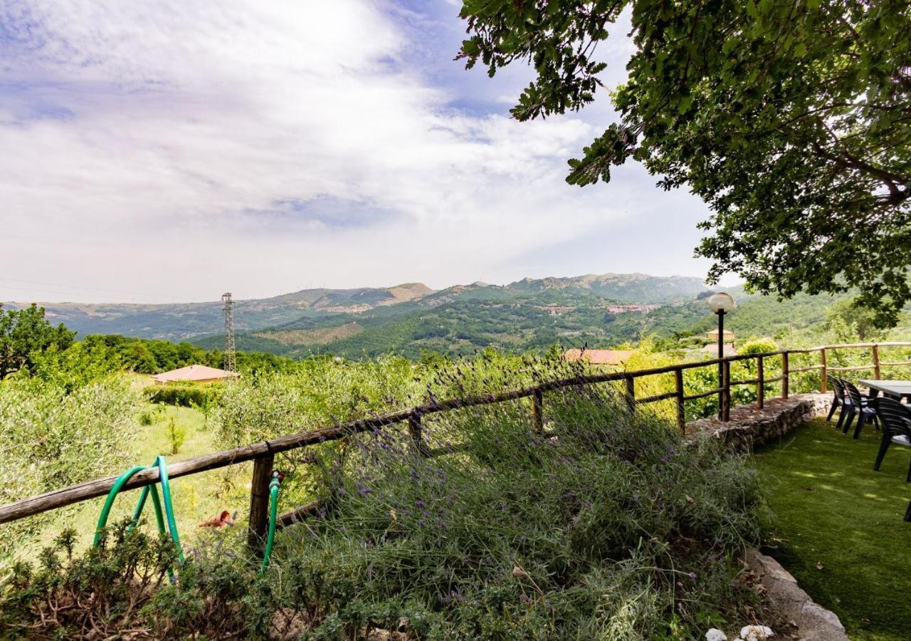 Agriturismo La Vammora Laviano Exterior foto